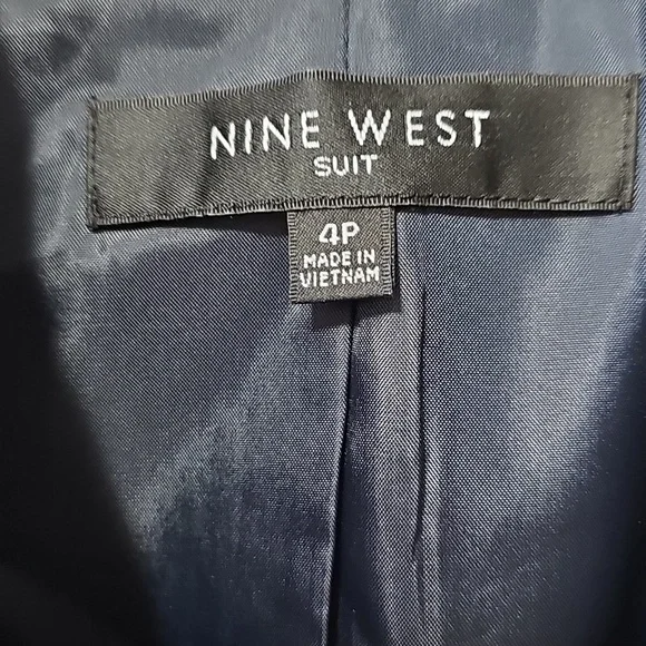 Nine West Gray 3 Button 3/4 Sleeve Blazer Size 4P - Picture 5 of 10